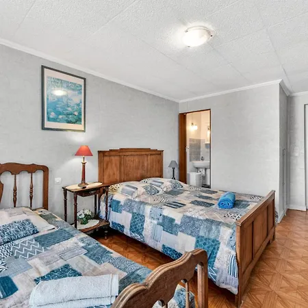 D'hotes Des 17 Clochers - Bed & Breakfast