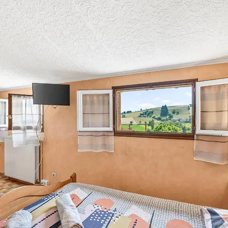 Bed & Breakfast D'hotes Des 17 Clochers - 3*