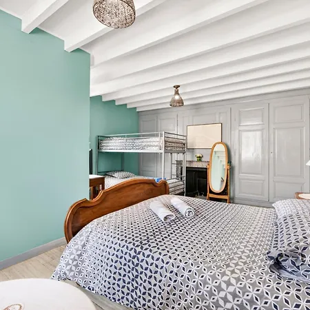 D'hotes Des 17 Clochers - Bed & Breakfast