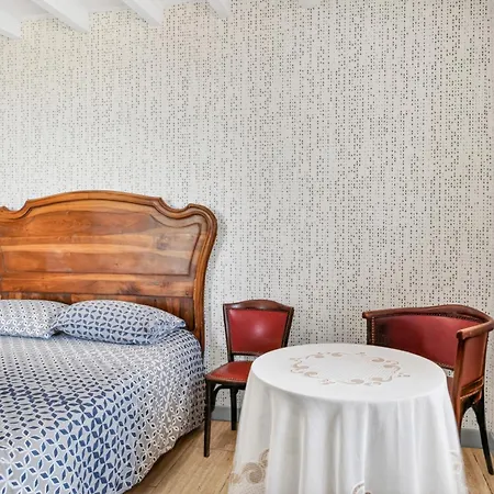 D'hotes Des 17 Clochers - 3* Saint-Verand (Rhone)